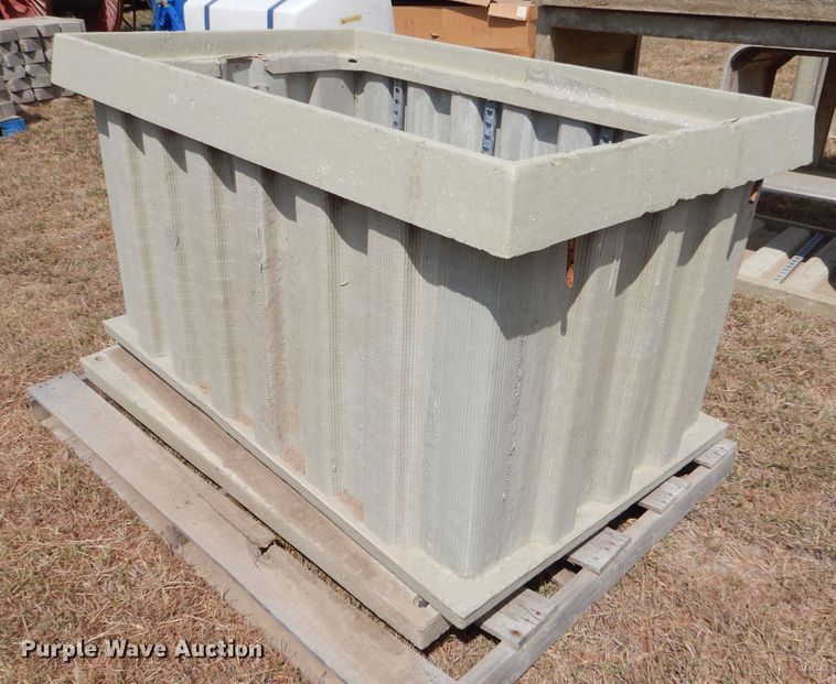 image for item LB9924 (7) fiberglass vaults