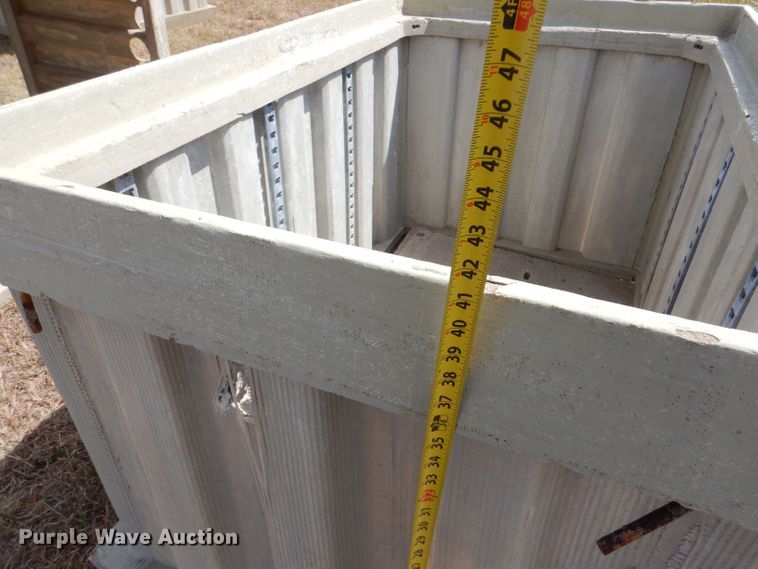 image for item LB9924 (7) fiberglass vaults