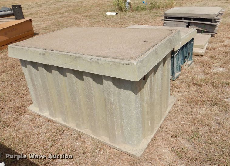 image for item LB9924 (7) fiberglass vaults