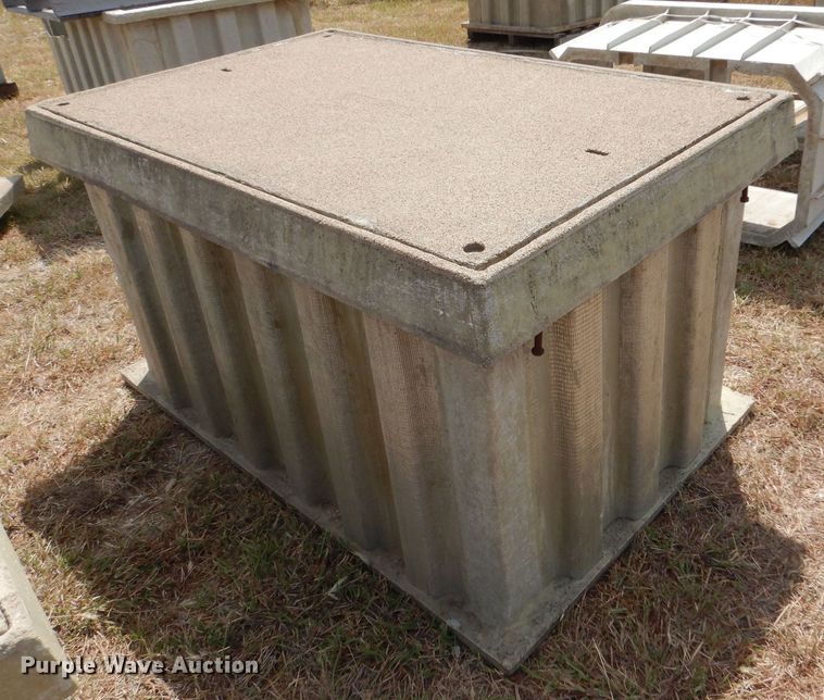 image for item LB9924 (7) fiberglass vaults