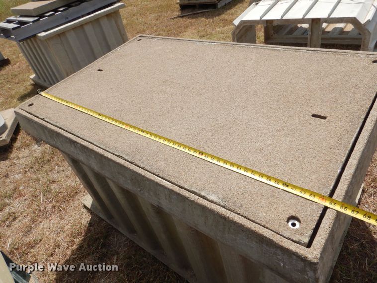 image for item LB9924 (7) fiberglass vaults