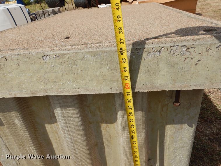 image for item LB9924 (7) fiberglass vaults