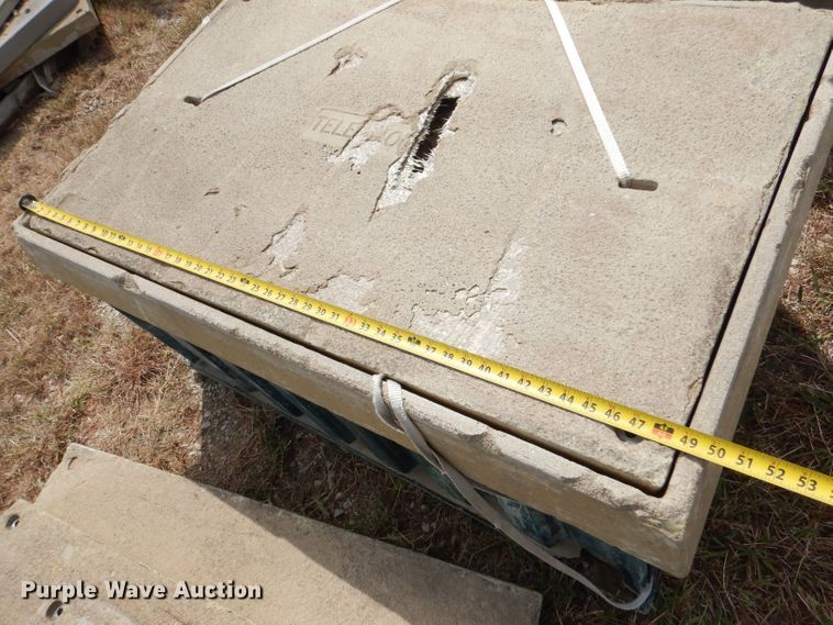 image for item LB9924 (7) fiberglass vaults