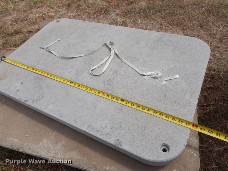 image for item LB9924 (7) fiberglass vaults