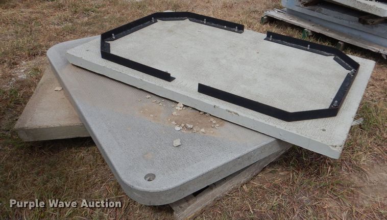 image for item LB9924 (7) fiberglass vaults