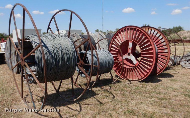 image for item LB9927 Approximately 12 rolls of steel strand cables