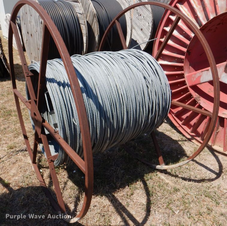 image for item LB9927 Approximately 12 rolls of steel strand cables