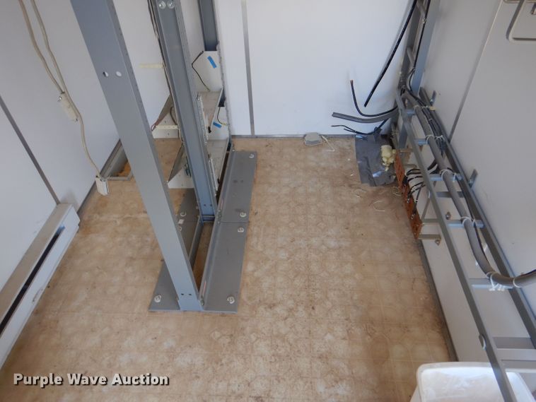 image for item LB9930 Steel shelter