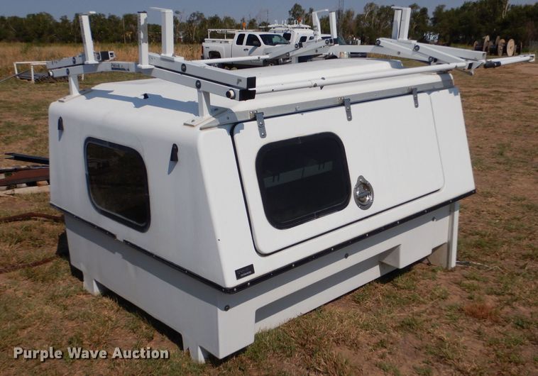 image for item LB9931 BrandFX utility topper