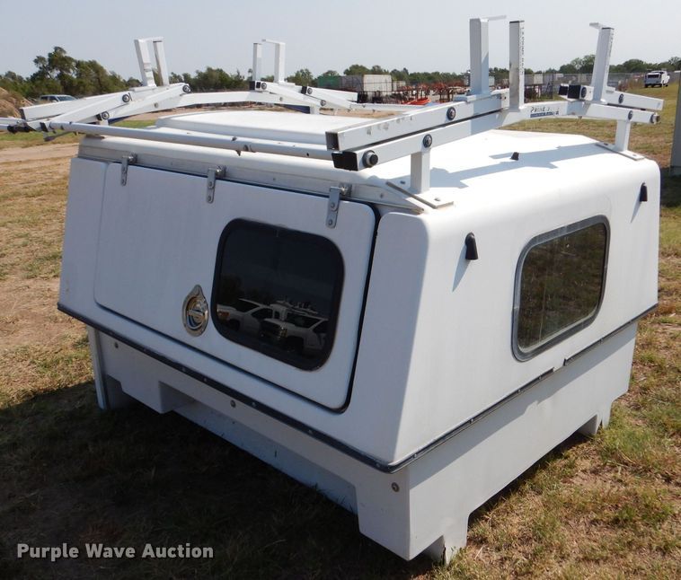 image for item LB9931 BrandFX utility topper