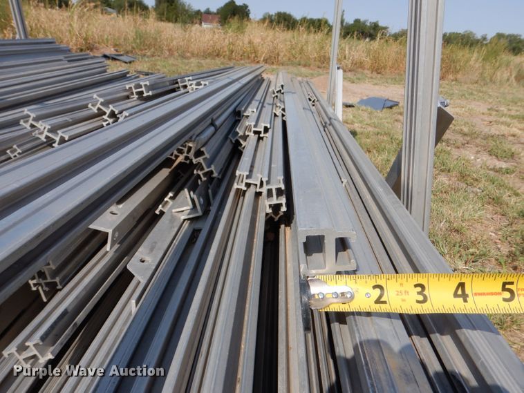 image for item LB9934 Approximately 90 aluminum pipes