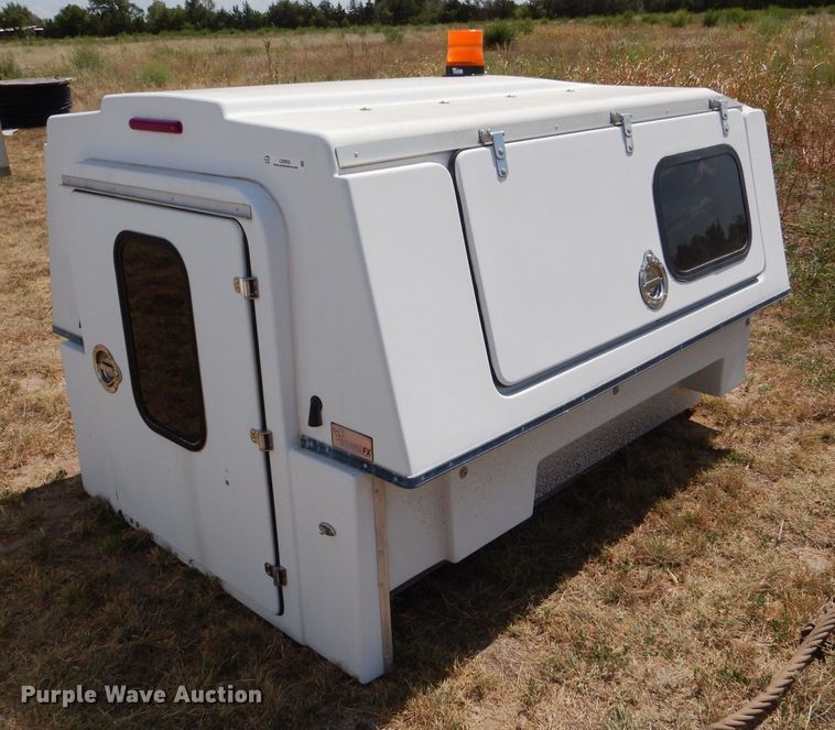 image for item LB9952 BrandFX  utility topper