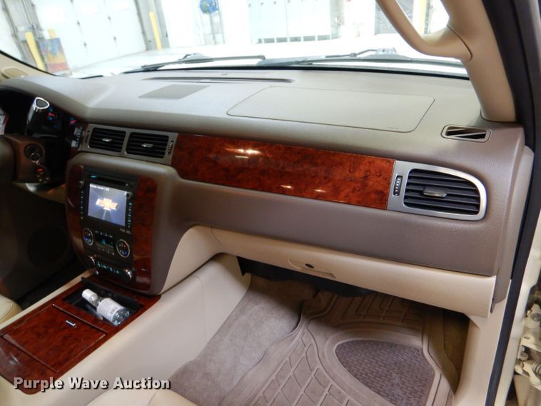 image for item LB9961 2014 Chevrolet Tahoe LTZ  SUV