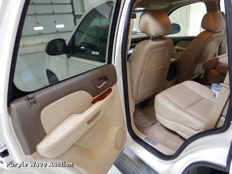 image for item LB9961 2014 Chevrolet Tahoe LTZ  SUV