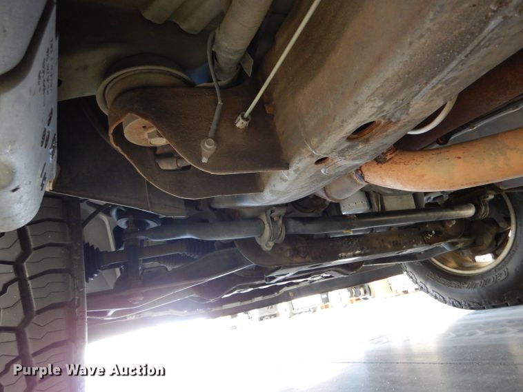 image for item LB9962 2011 Chevrolet Suburban LT 1500  SUV