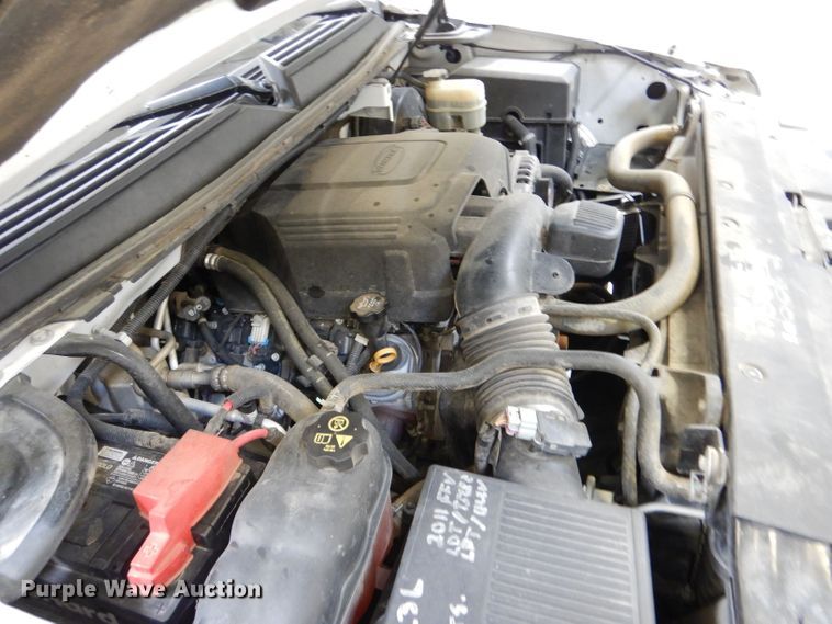 image for item LB9962 2011 Chevrolet Suburban LT 1500  SUV