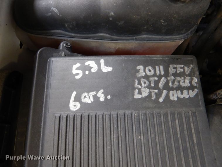 image for item LB9962 2011 Chevrolet Suburban LT 1500  SUV