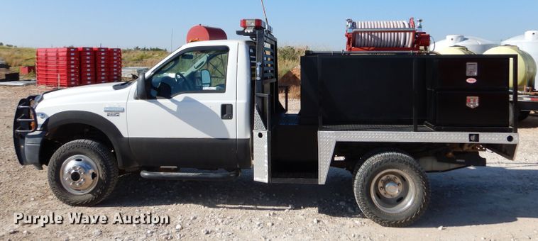 image for item LB9965 2006 Ford F350 Super Duty XL  brush fire truck