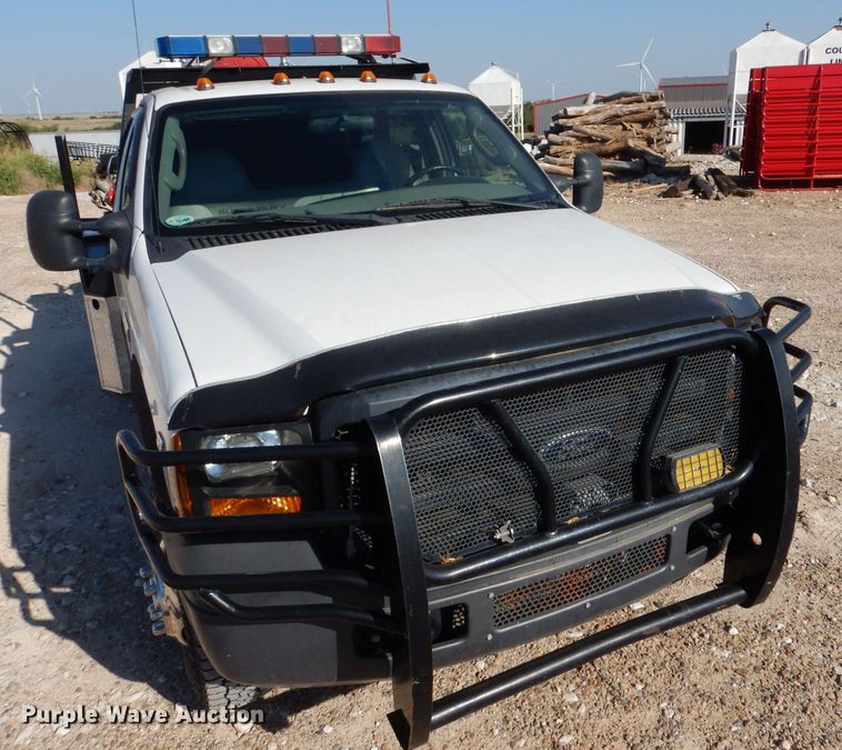 image for item LB9965 2006 Ford F350 Super Duty XL  brush fire truck