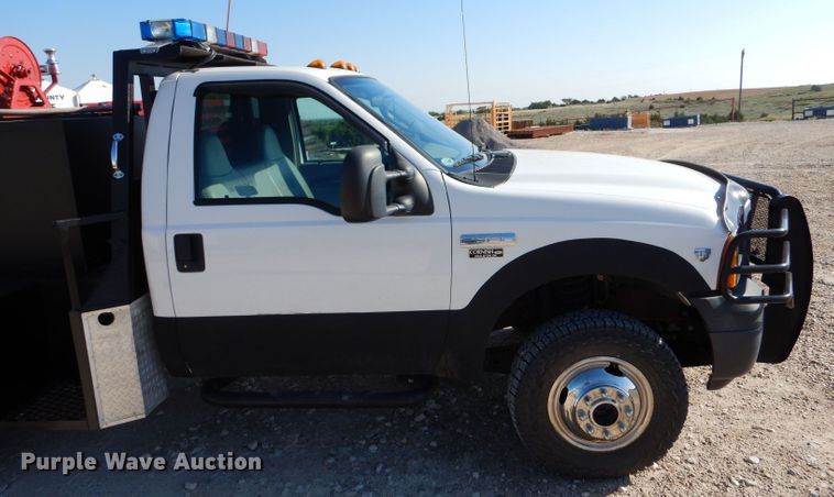 image for item LB9965 2006 Ford F350 Super Duty XL  brush fire truck