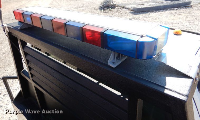 image for item LB9965 2006 Ford F350 Super Duty XL  brush fire truck