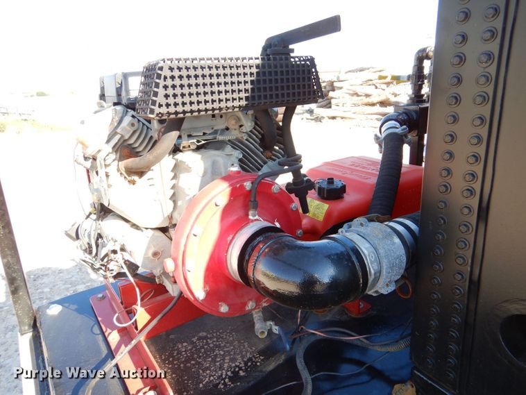 image for item LB9965 2006 Ford F350 Super Duty XL  brush fire truck