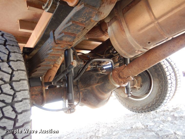 image for item LB9965 2006 Ford F350 Super Duty XL  brush fire truck