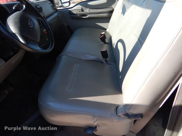 image for item LB9965 2006 Ford F350 Super Duty XL  brush fire truck