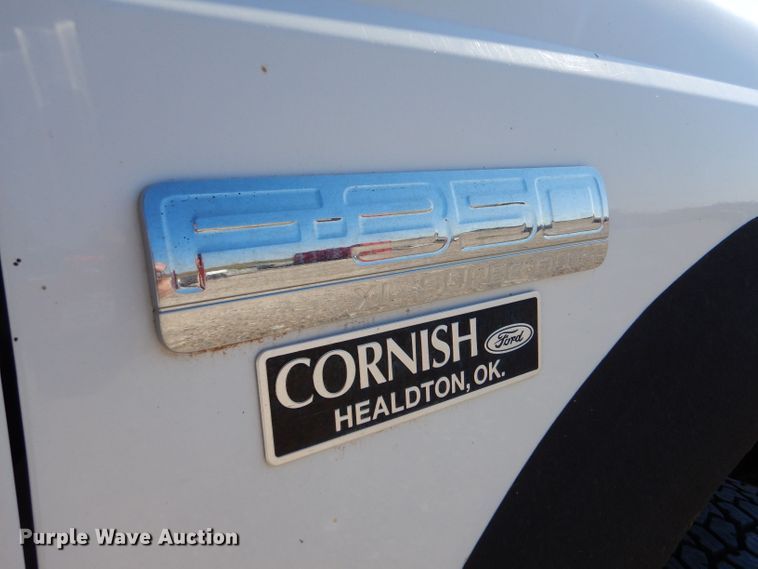 image for item LB9965 2006 Ford F350 Super Duty XL  brush fire truck