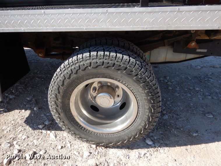 image for item LB9965 2006 Ford F350 Super Duty XL  brush fire truck