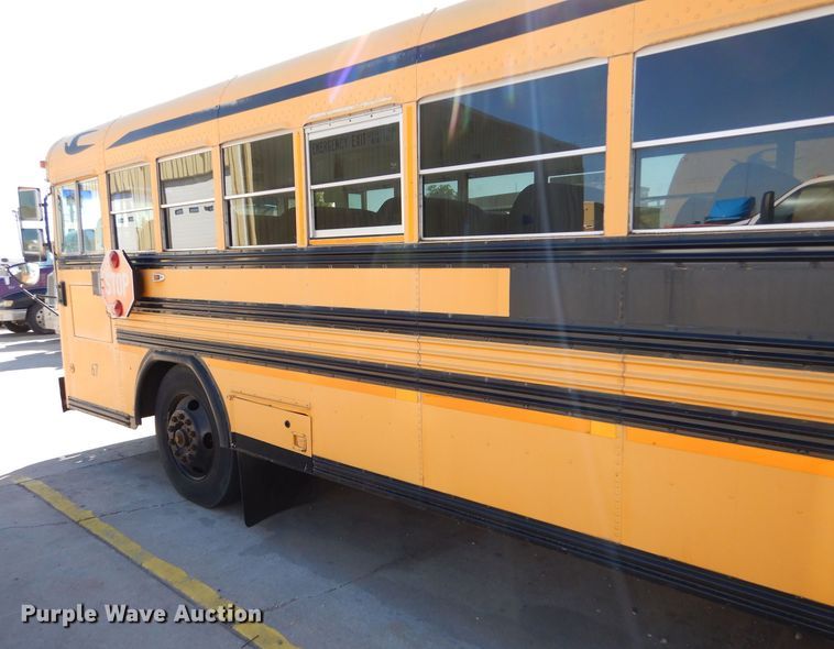 image for item LB9976 2000 Blue Bird  school bus