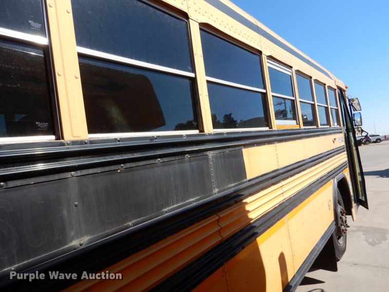 image for item LB9976 2000 Blue Bird  school bus
