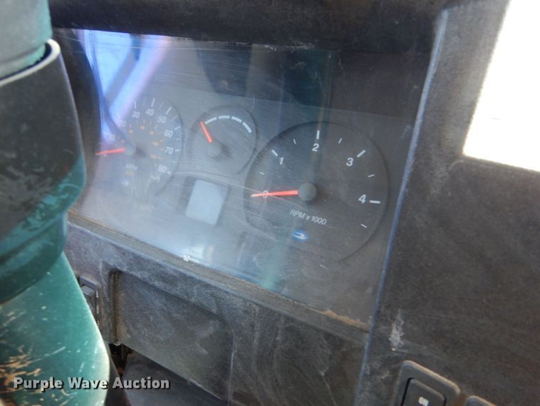 image for item LB9976 2000 Blue Bird  school bus