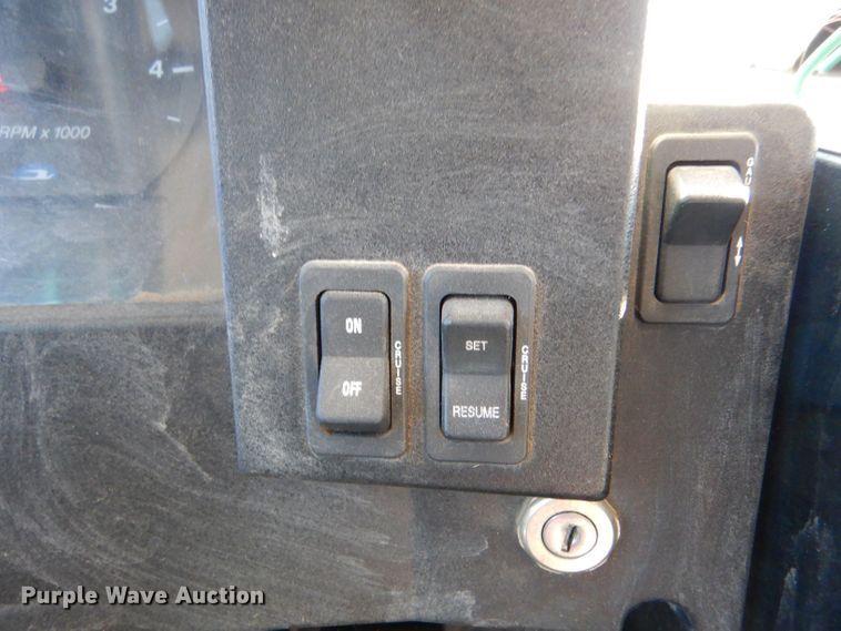 image for item LB9976 2000 Blue Bird  school bus