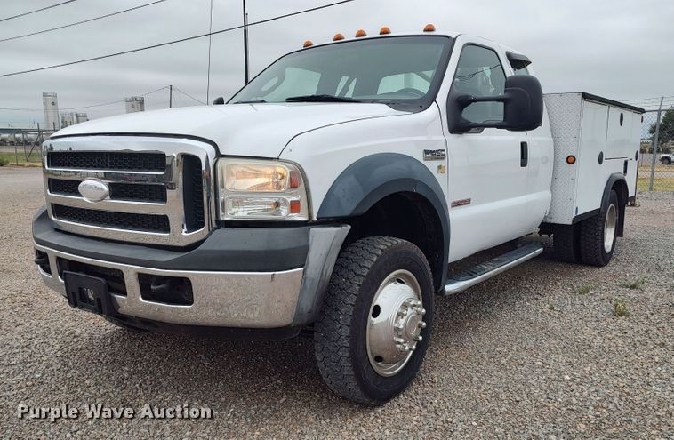 image for item LK9080 2006 Ford F450 Super Duty  utility / service truck