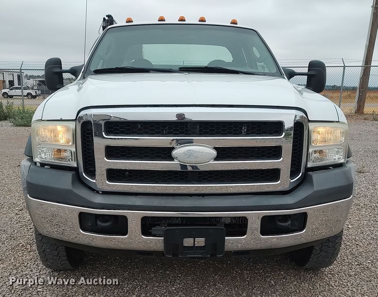 image for item LK9080 2006 Ford F450 Super Duty  utility / service truck