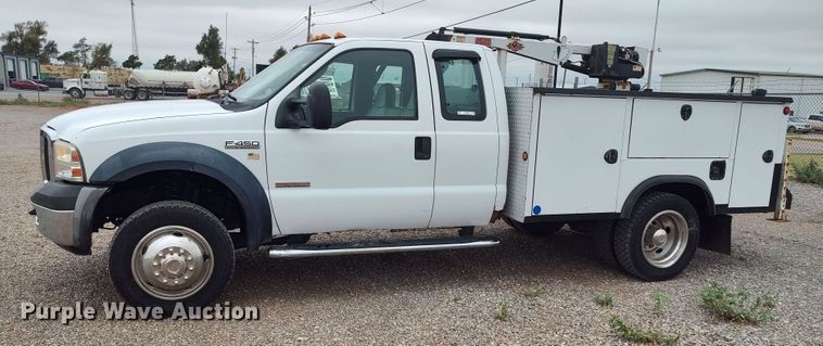 image for item LK9080 2006 Ford F450 Super Duty  utility / service truck