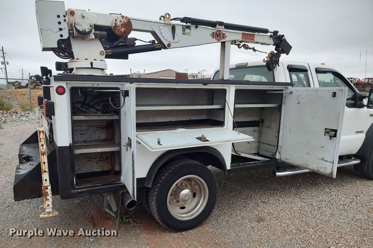 image for item LK9080 2006 Ford F450 Super Duty  utility / service truck