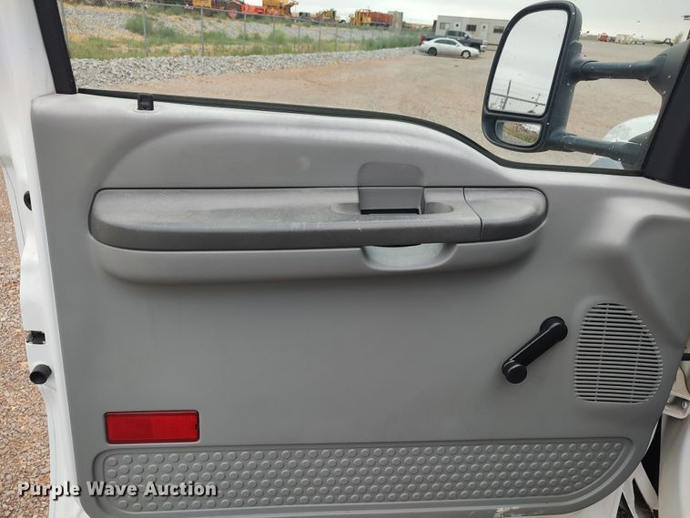 image for item LK9080 2006 Ford F450 Super Duty  utility / service truck