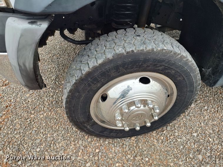 image for item LK9080 2006 Ford F450 Super Duty  utility / service truck