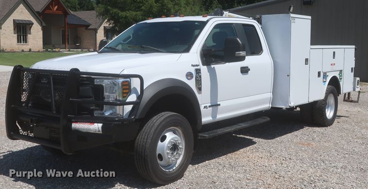 image for item LK9130 2018 Ford F450 Super Duty XL  SuperCab utility / service truck