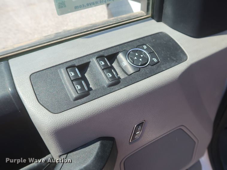 image for item LK9130 2018 Ford F450 Super Duty XL  SuperCab utility / service truck