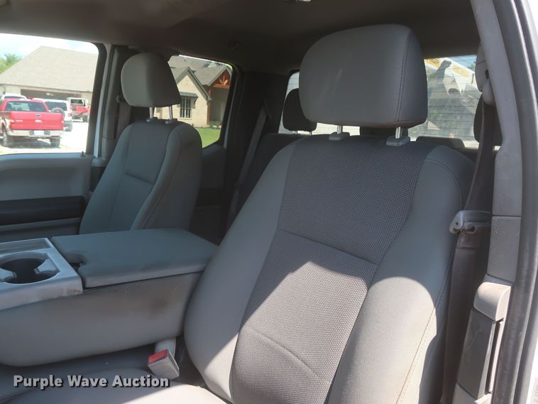 image for item LK9130 2018 Ford F450 Super Duty XL  SuperCab utility / service truck