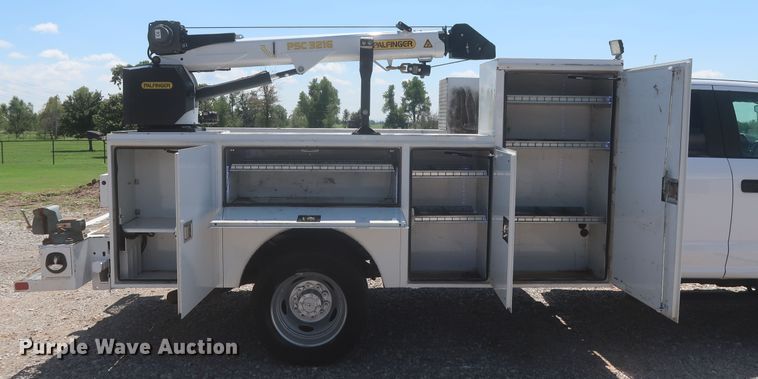 image for item LK9130 2018 Ford F450 Super Duty XL  SuperCab utility / service truck