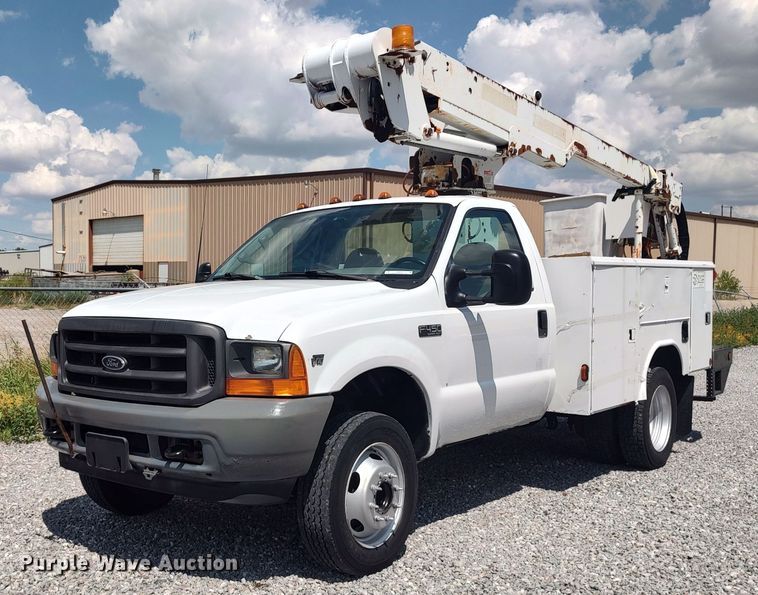 image for item LK9137 2001 Ford F450 Super Duty  bucket truck