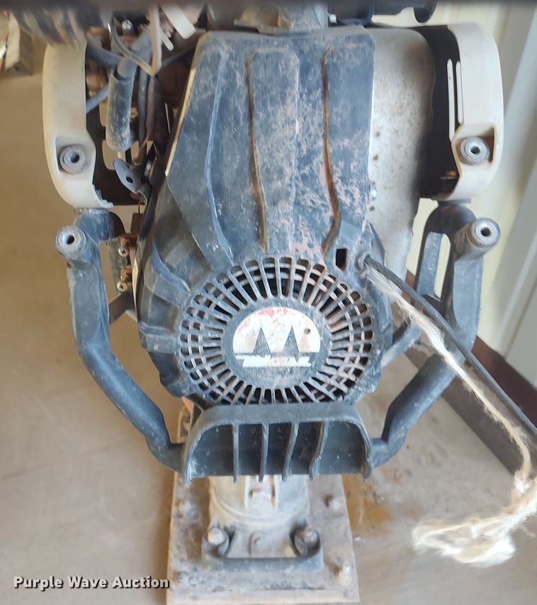 image for item LK9221 Multiquip MTX80  plate compactor