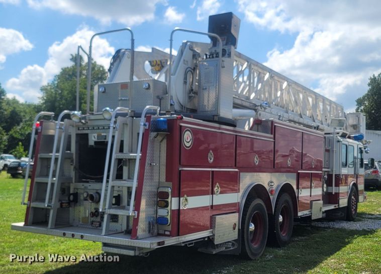 image for item LM9726 1992 Federal Motors Hurricane  aerial platform fire truck