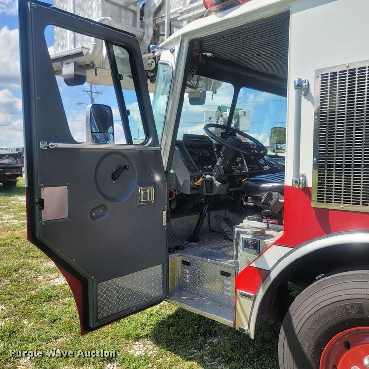 image for item LM9726 1992 Federal Motors Hurricane  aerial platform fire truck