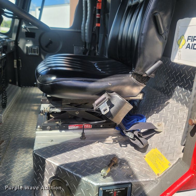 image for item LM9726 1992 Federal Motors Hurricane  aerial platform fire truck