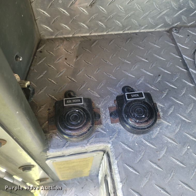 image for item LM9726 1992 Federal Motors Hurricane  aerial platform fire truck